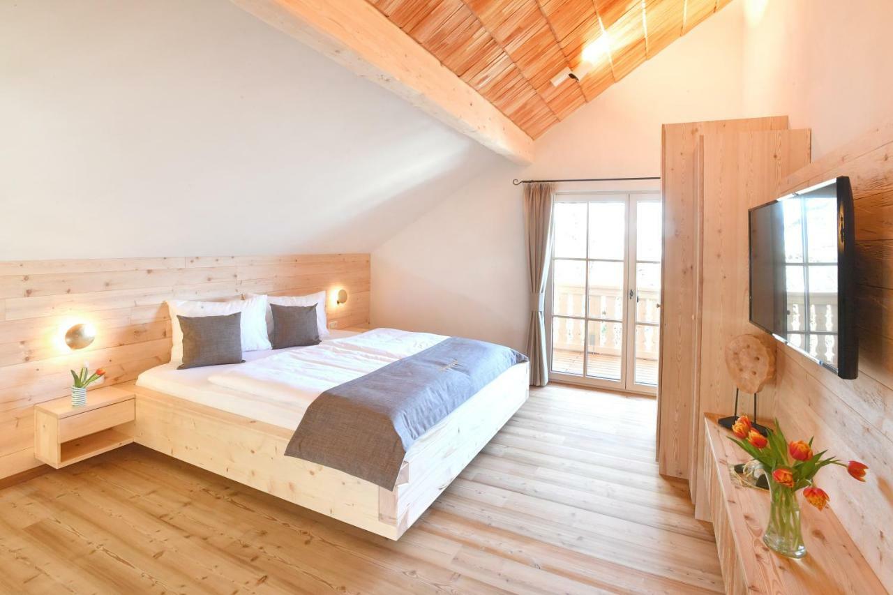 Florineum Hotell Weyregg Exteriör bild